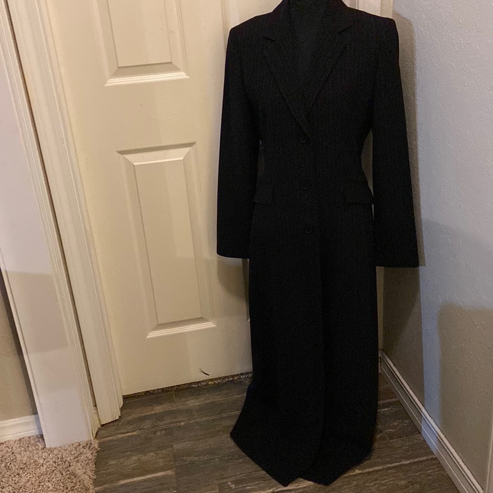 Tahari by Arthur S. Levine Long lined Dress Coat and lined Pants